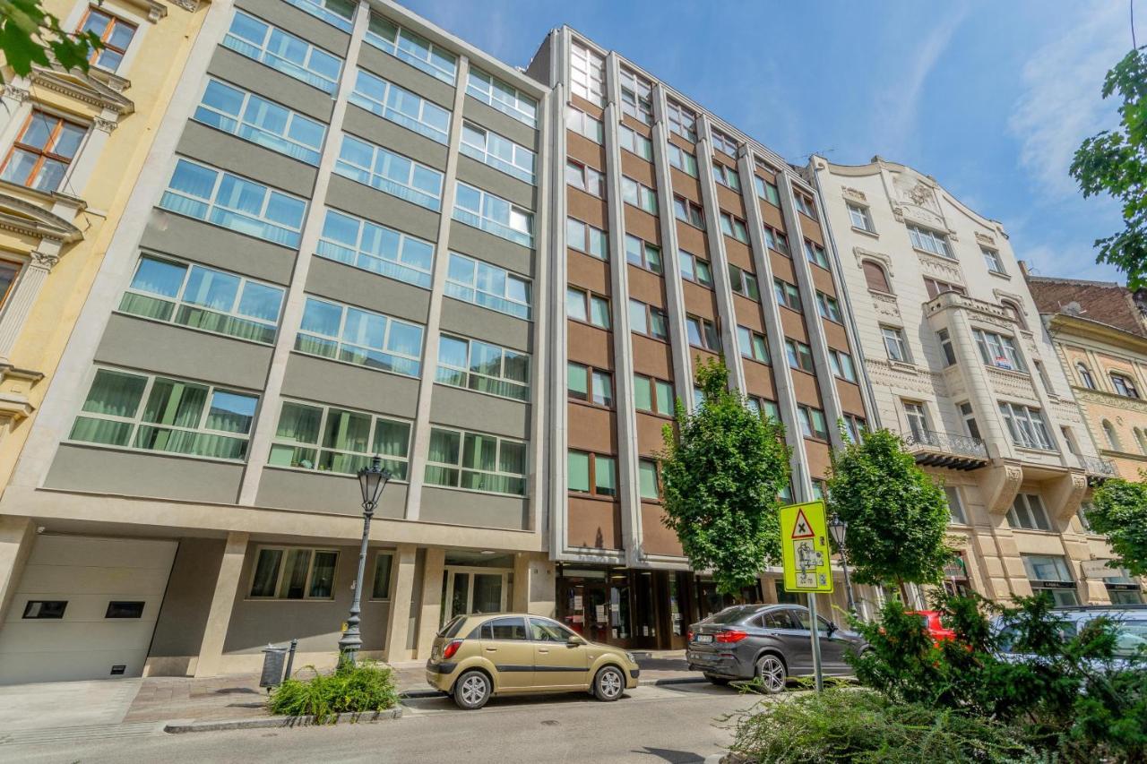 Downtown Apartment House Blue Budapest Bagian luar foto